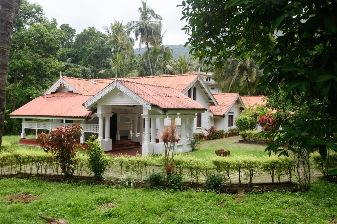 Irene'S Home Matale Exterior photo